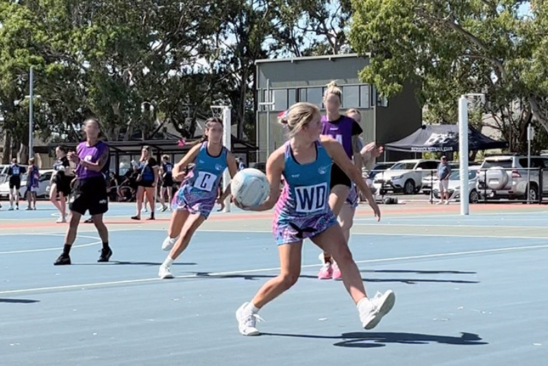 Concussion patient Mackenzie on the netball court