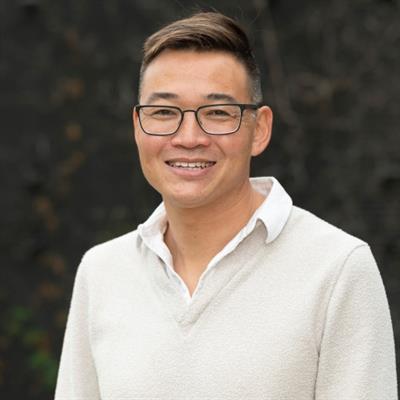 photo of Dr Kenneth Pang