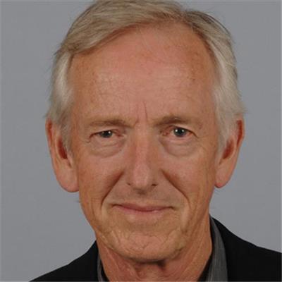 photo of Dr Tim Moore
